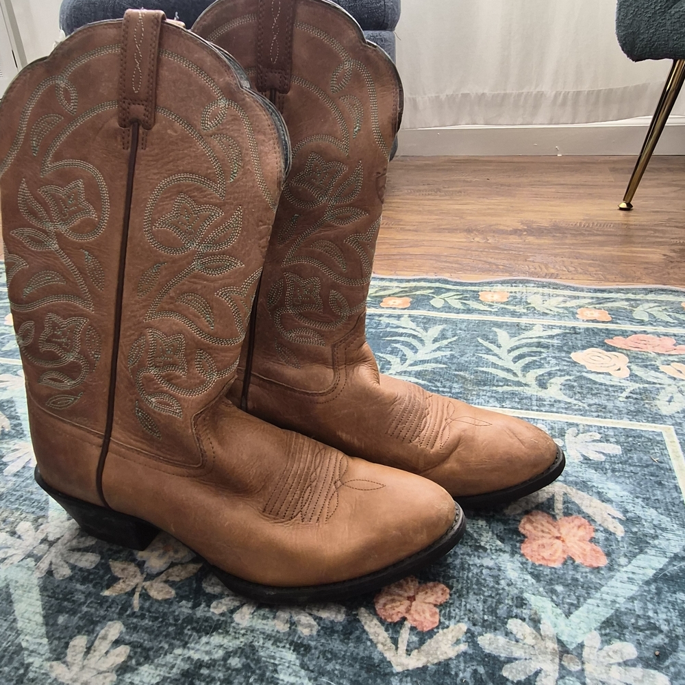 Ariat Tan Leather Cowboy Boots